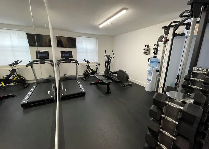 Nevern Place By Supercity Aparthotels London